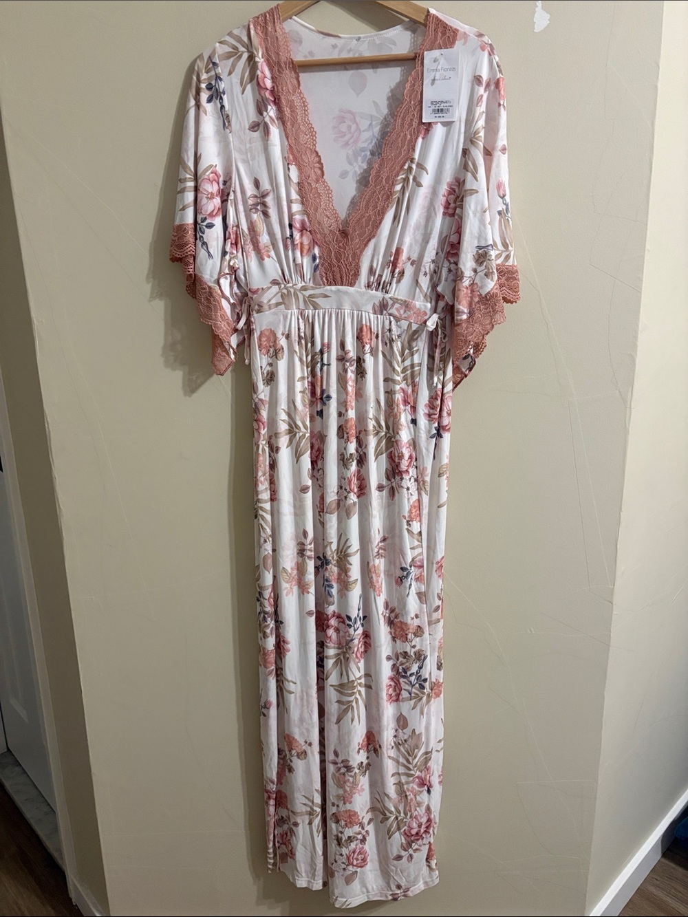 Floral Lace-Trim Maxi Robe in Ivory and Dusty Rose